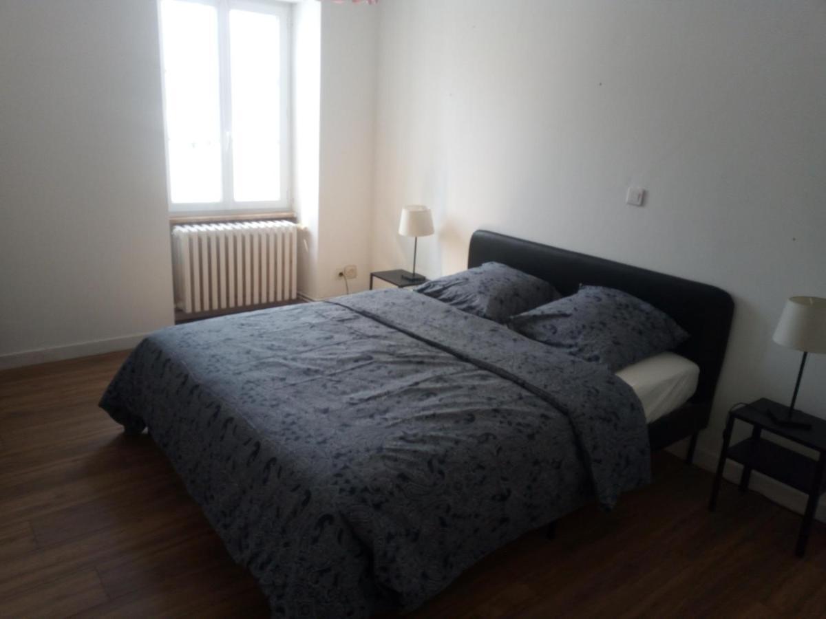 Gite A La Ferme Le Rousset Exterior photo